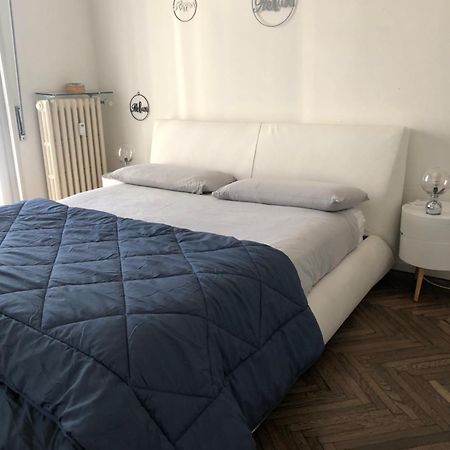 Holly'S House Apartment 알자노 롬바르도 외부 사진