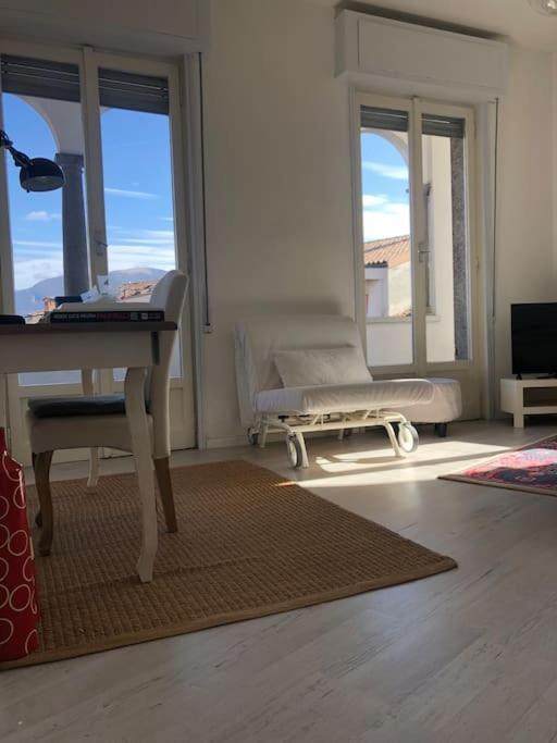 Holly'S House Apartment 알자노 롬바르도 외부 사진