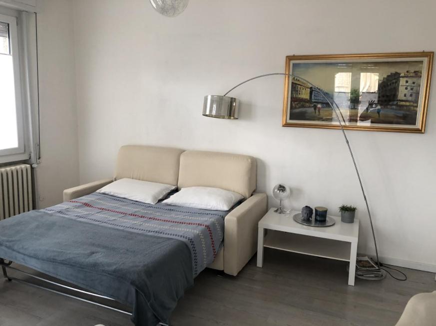 Holly'S House Apartment 알자노 롬바르도 외부 사진