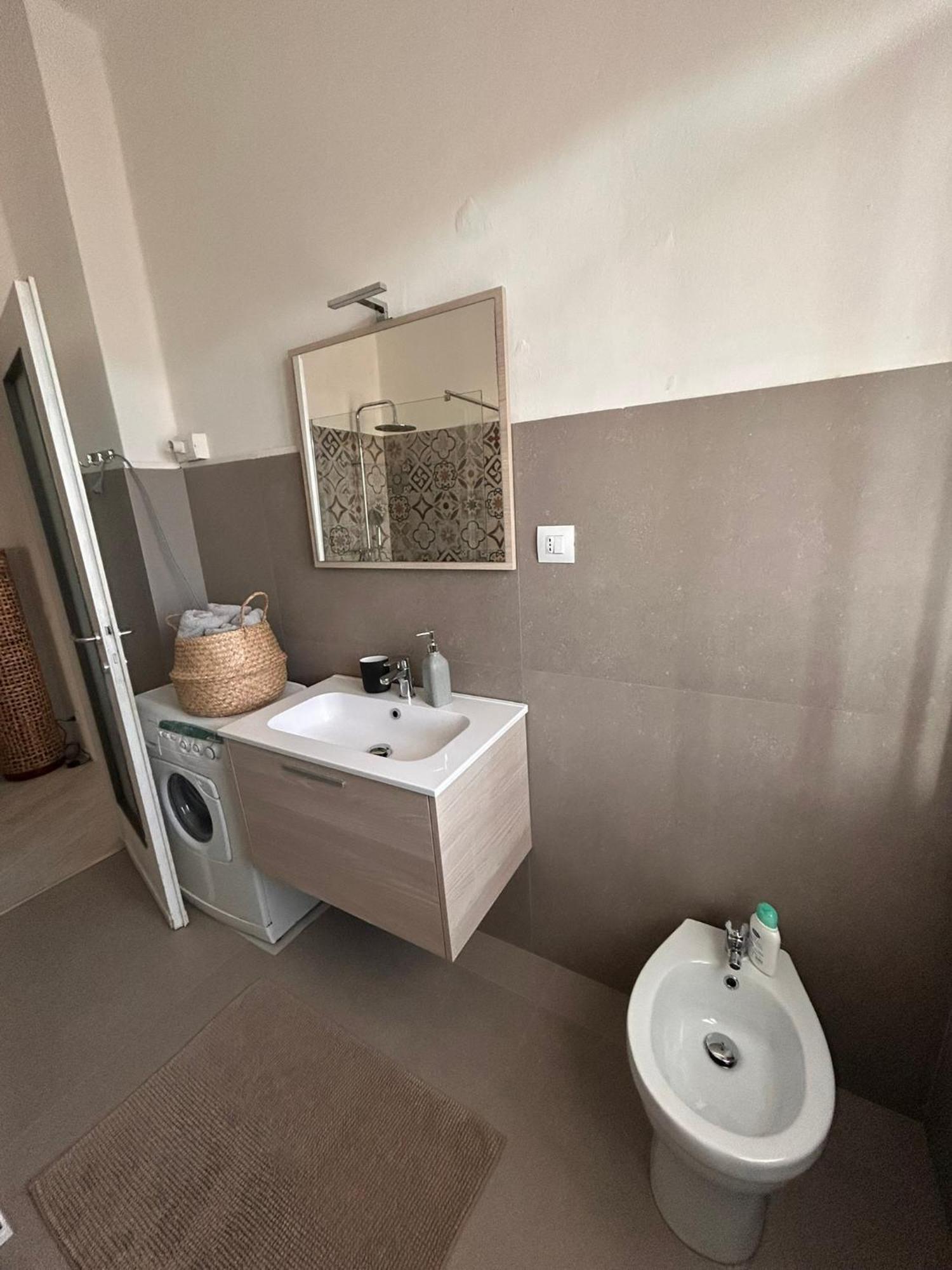 Holly'S House Apartment 알자노 롬바르도 외부 사진